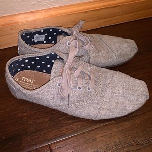 Women’s Toms